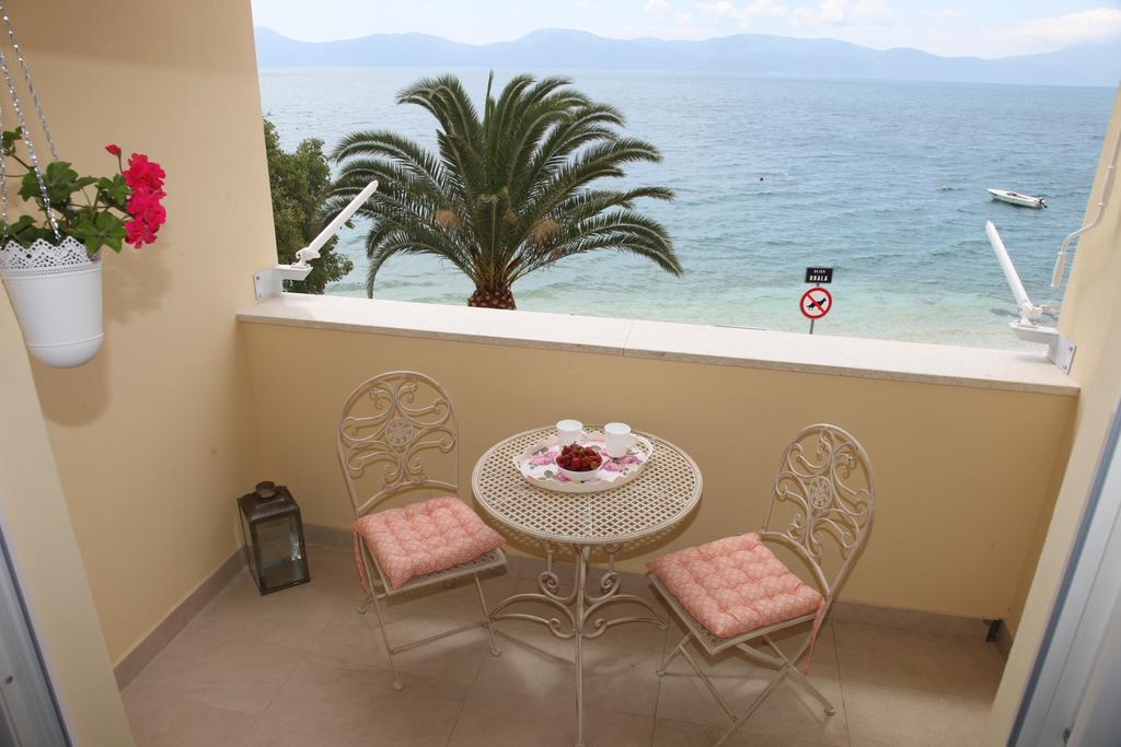 Apartments Mare Градац Екстериор снимка